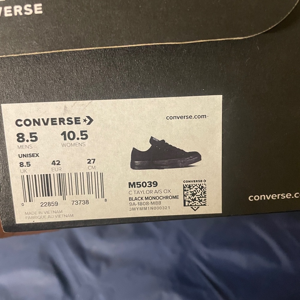 Converse Men's Black Monochrome Sneakers